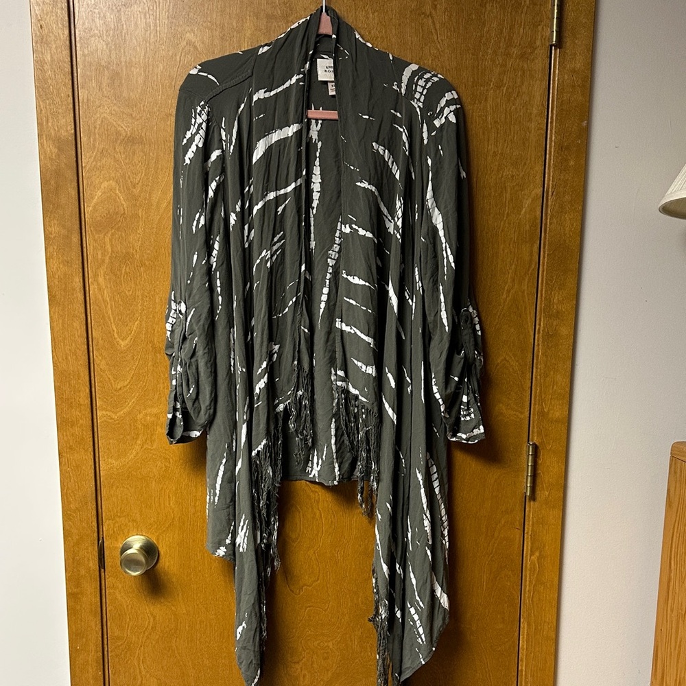Hunter Green & White open waterfall Jacket. Great over swimsuit or at beach. XL.